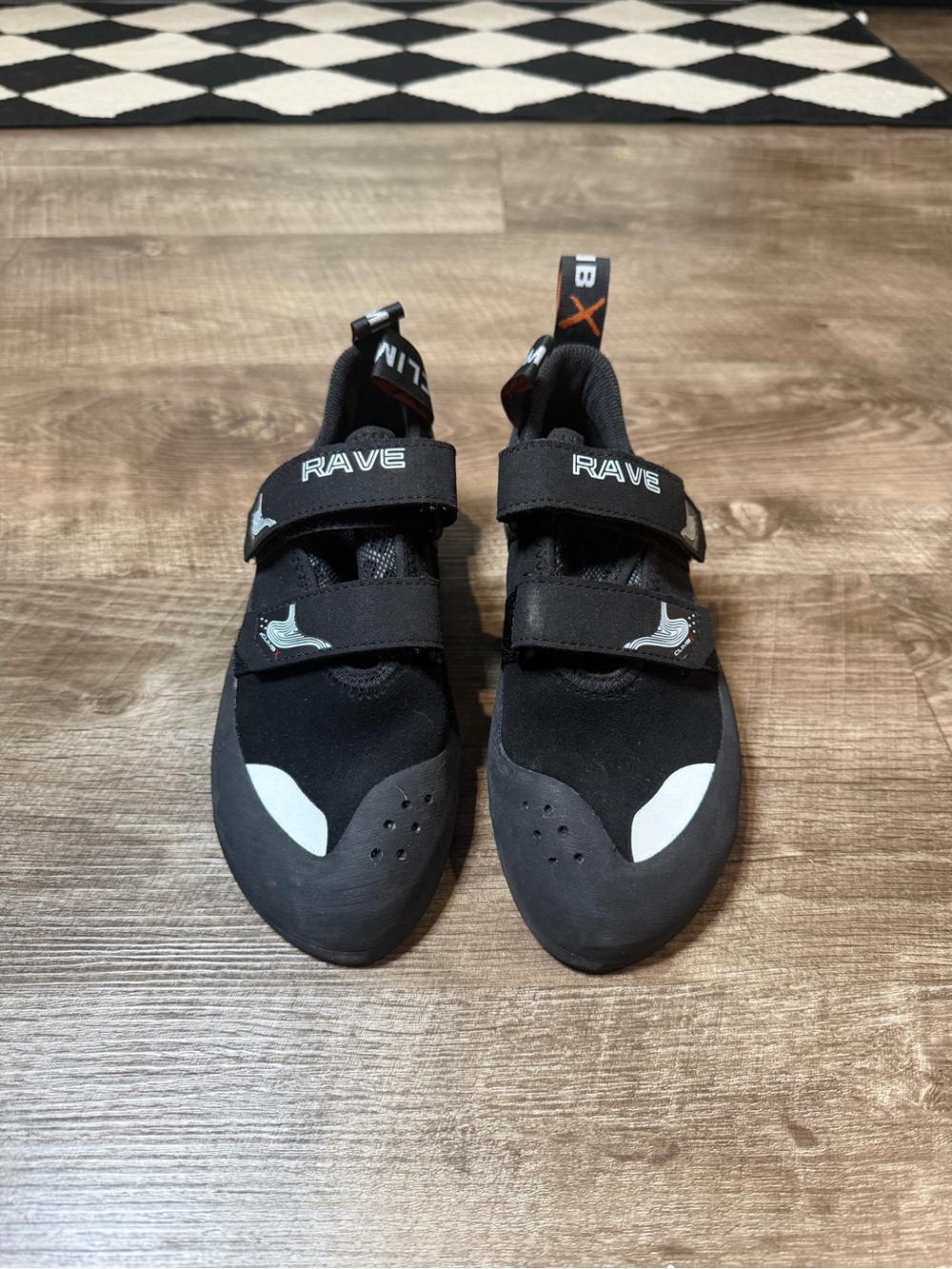 Rave Climbing Shoes x Rave Strap Climbing Shoes Size 7M 8.5/9 W